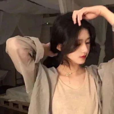 重生成仇人小叔继承万亿家产